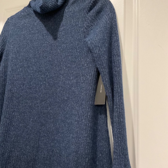 Navy turtleneck long sleeved tunic sweater dress, above the knee, ribbed texture - Picture 2 of 2